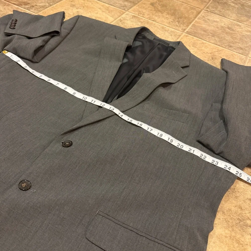Chaps Mens Gray Two Button Suit Jacket Blazer 48R Regular Fit Notch Lapel Solid